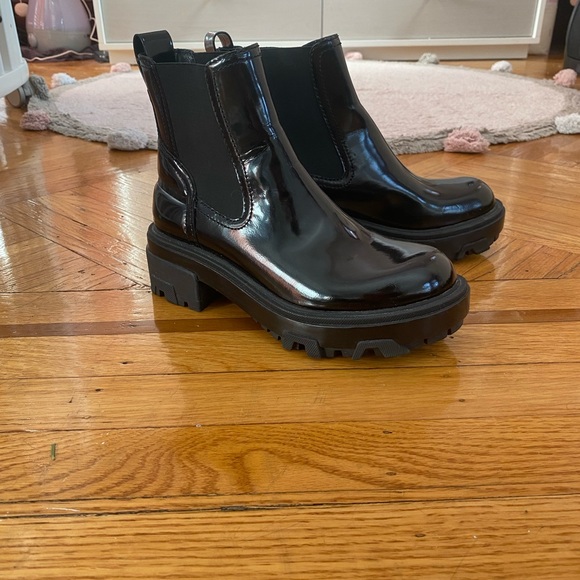 Rag Bone Shaye Lug Sole Chelsea Boot 